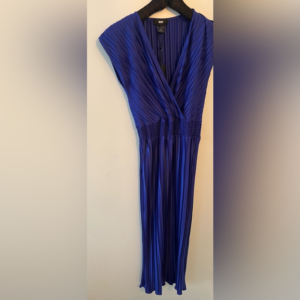 DKNY size 8
